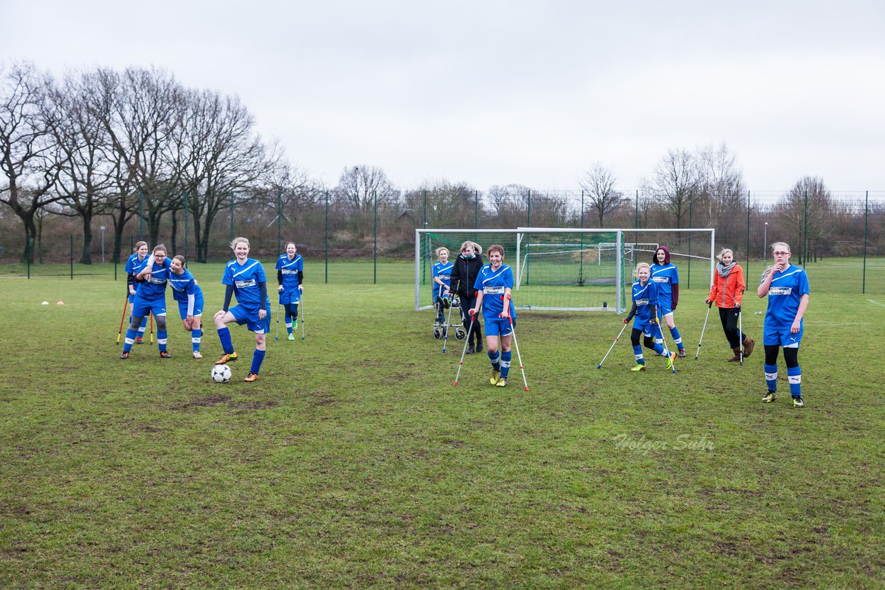 Bild 300 - C-Juniorinnen FSG-BraWie 08 - TuS Tensfeld : Ergebnis: 0:8